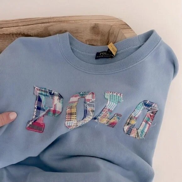 Polo Ralph Lauren Patchwork Logo Crewneck Sweatshirt – Baby Blue, Raw Hem - Picture 2 of 6
